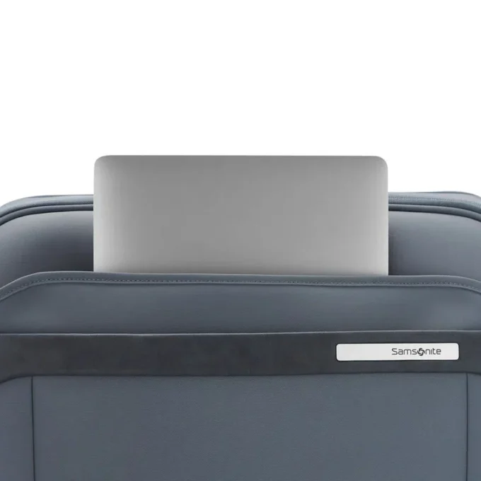 Elevation™ Plus Softside-Handgepäck-Spinner