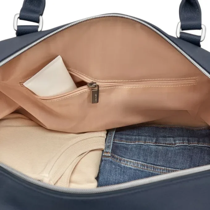 Klassischer Wochenendkoffer aus Leder